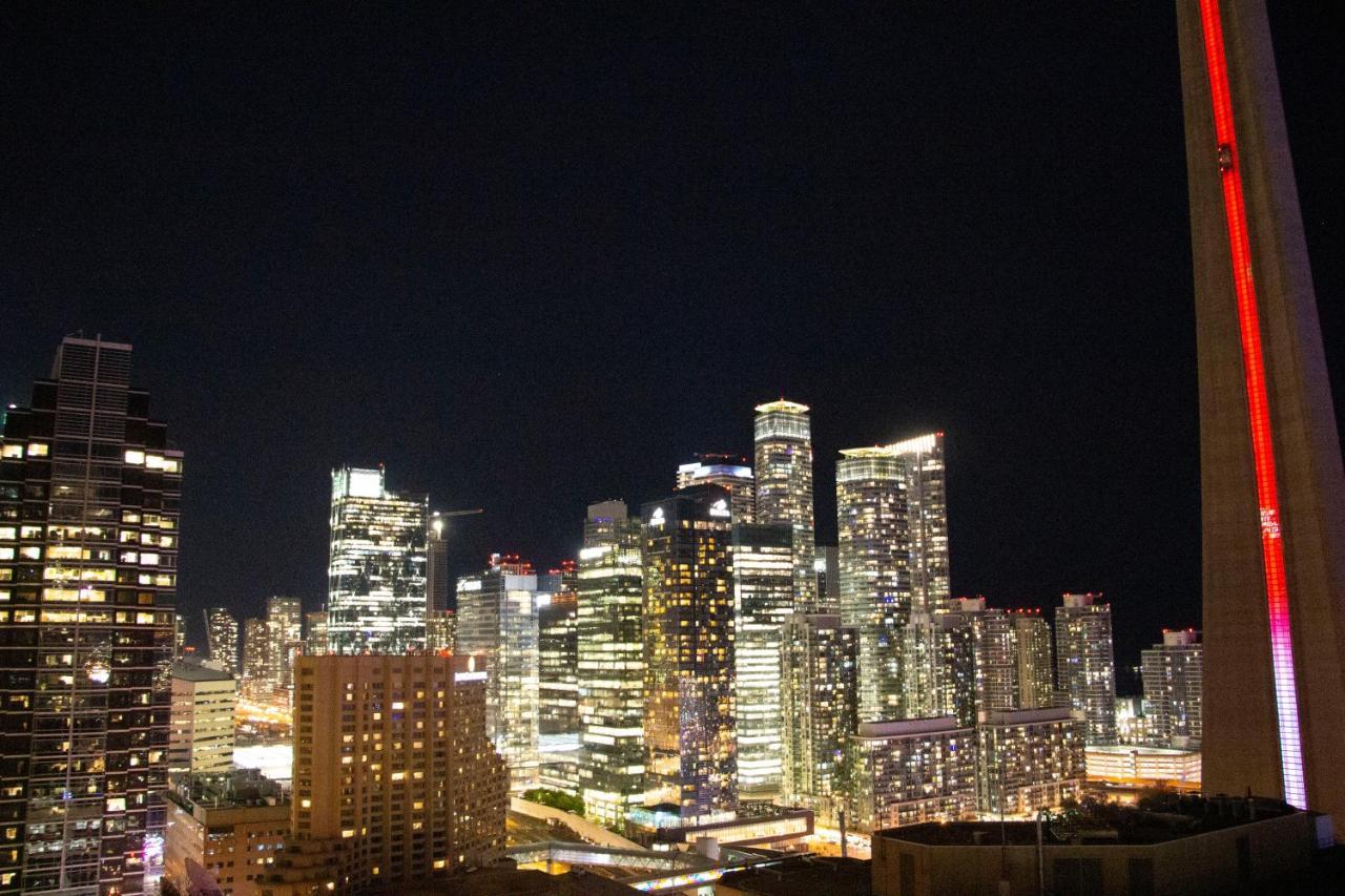 Downtown High-Rise Condo- Cn Tower View Toronto Exterior foto